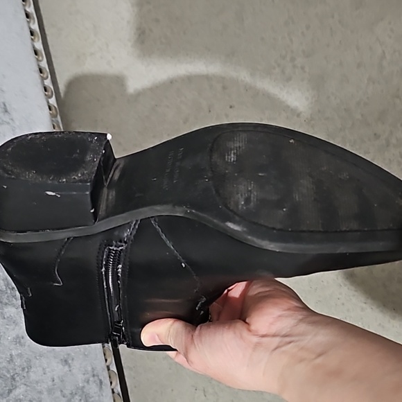 Black Pointed Toe Ankle Booties with lovely Western Embroidery - Picture 5 of 6